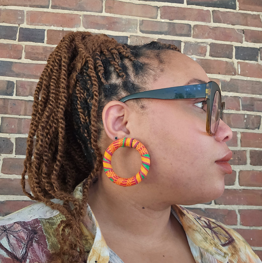 Large round Stud earrings