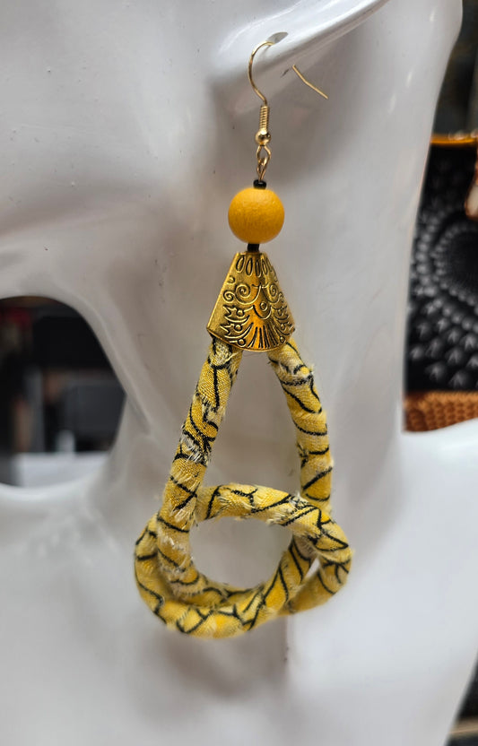 Knoted earrings